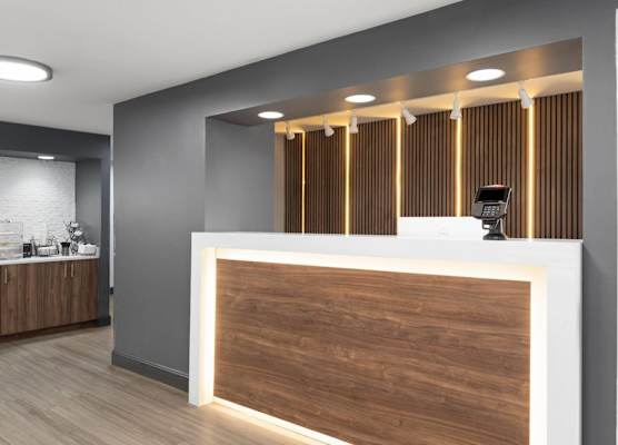 Super 8 by Wyndham Chattanooga East - Hamilton Place 1