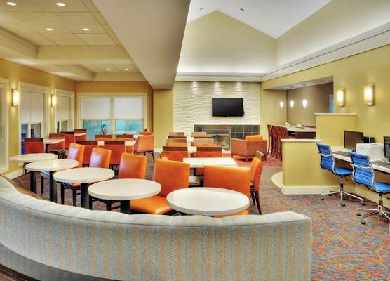 Hawthorn Suites by Wyndham Erie 1