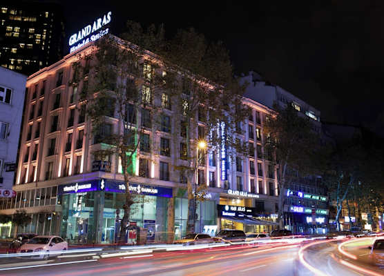 Grand Aras Hotel & Suites 1