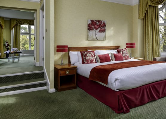 Mercure Sheffield Kenwood Hall & Spa 1