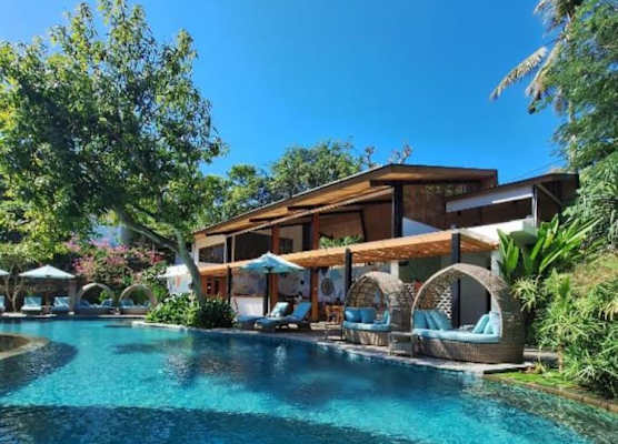 Deep Roots Dive & Yoga Resort 1