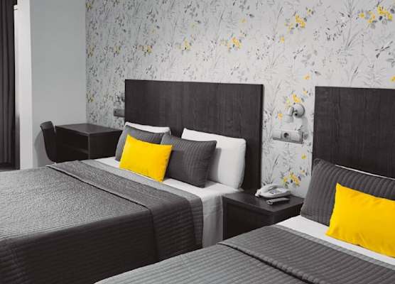 Ciudad Condal Hostal - Paseo de Gracia 1