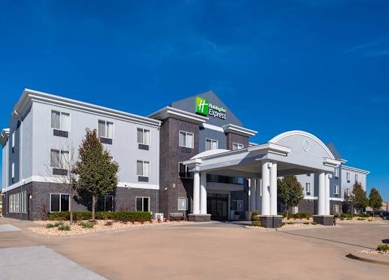 Holiday Inn Express & Suites PITTSBURG by IHG 1