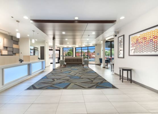 Holiday Inn Express COLUMBUS DOWNTOWN by IHG 1