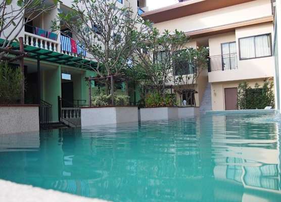 Royal Waves Hotel 1