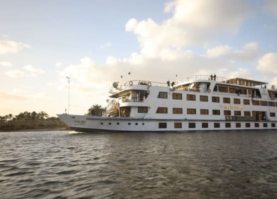 River Boat 1