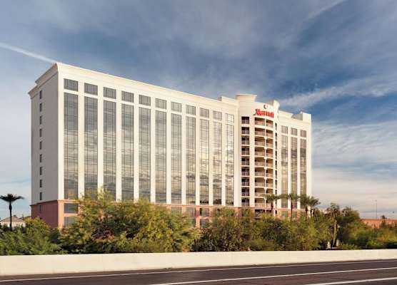 Marriott Phoenix Airport 1