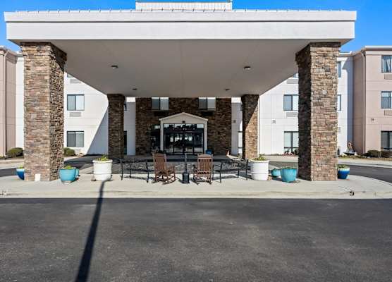 Comfort Suites Cullman I-65 Exit 310 1