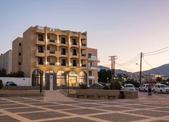 Atlantis Hotel 1