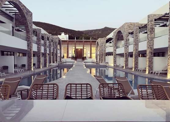 Cavo di Suites 1