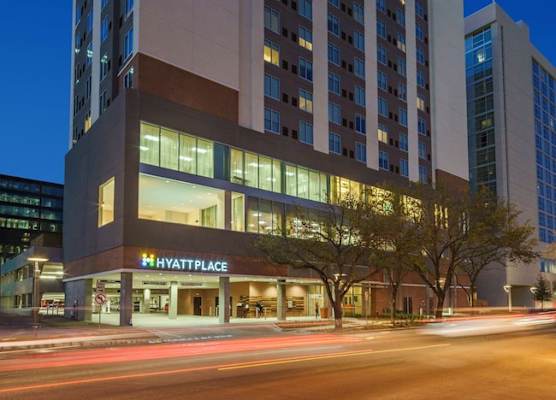 Hyatt Place Houston Galleria 1