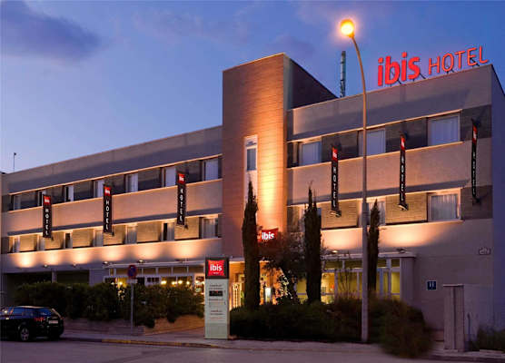 Ibis Granada 1