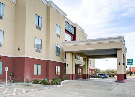Quality Inn & Suites Bryan-College Station 1