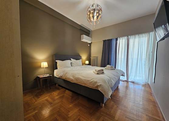 Homely Stay at Acropolis Museum 1