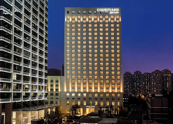 Courtyard by Marriott Tianjin Hongqiao 1