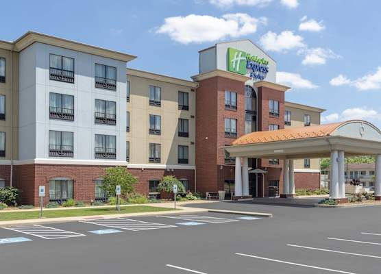 Holiday Inn Express & Suites NEW PHILADELPHIA by IHG 1