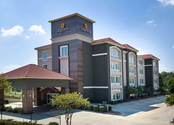 La Quinta by Wyndham Tupelo 1