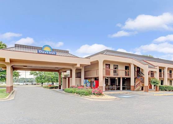 Days Inn by Wyndham Wilson 1