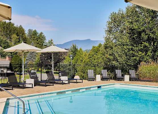 Bluebird Cady Hill Lodge 1