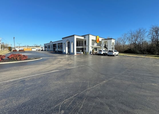 Super 8 by Wyndham Knoxville West/Farragut 1