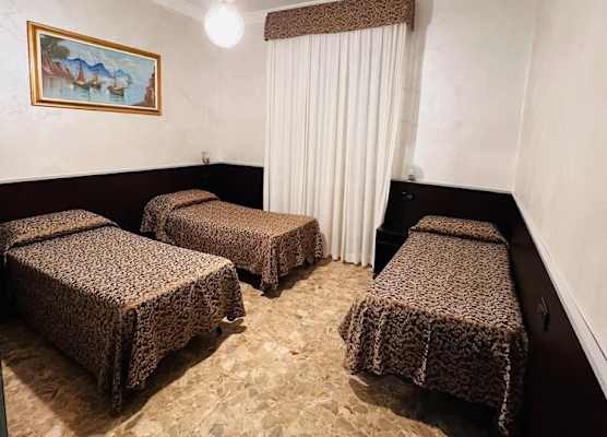 Funny Holiday Guest House 1