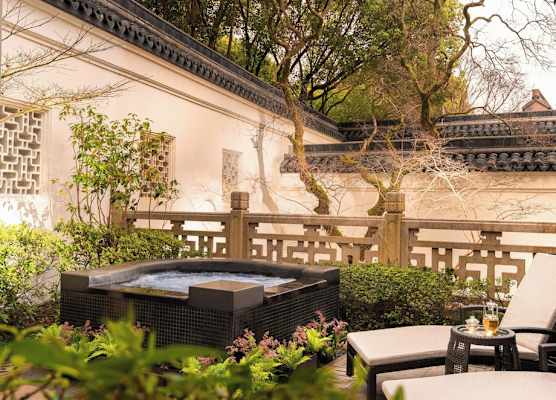 Four Seasons Hotel Hangzhou at West Lake 1