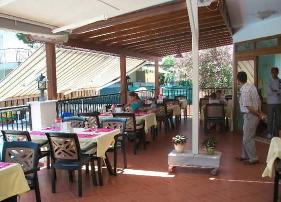 Kriss Hotel 1