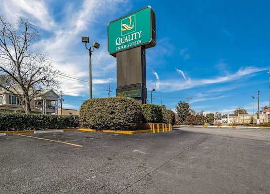 Quality Inn & Suites Conference Center Statesboro Historic District 1