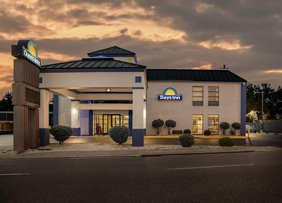 Days Inn by Wyndham Salem 1