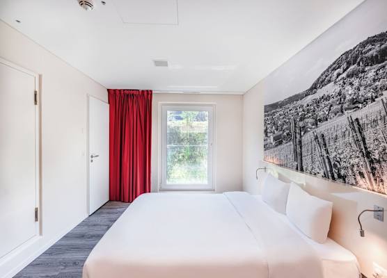B&B HOTEL Zürich Airport 1