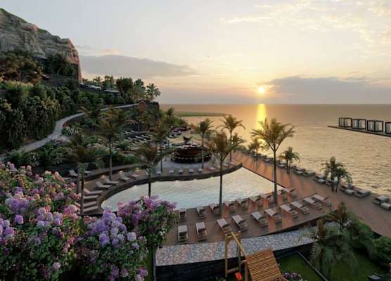 The Bo Vue Hotel Bodrum, Curio Collection by Hilton 1