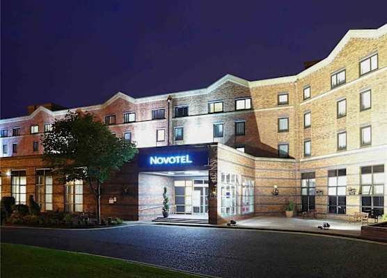 Novotel Newcastle Airport 1