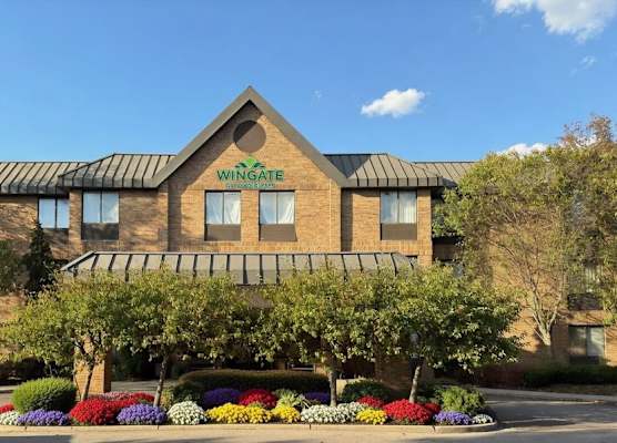 Wingate by Wyndham Utica 1