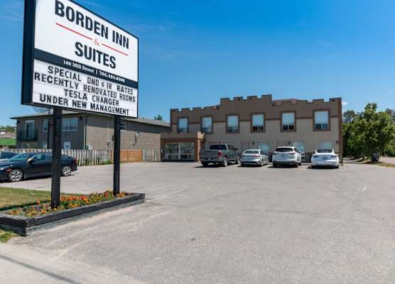 Borden Inn & Suites 1