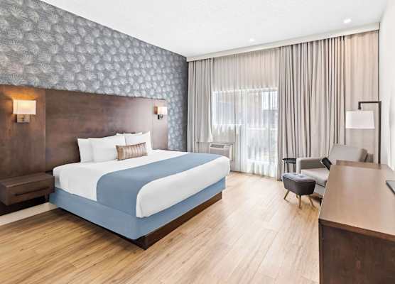 Best Western Plus Montreal East 1