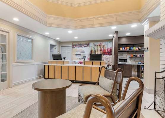 Sonesta ES Suites Dulles Airport 1