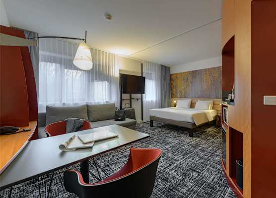 Novotel Suites München Parkstadt Schwabing 1