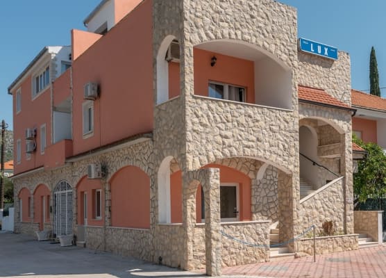 Villa Lux 1