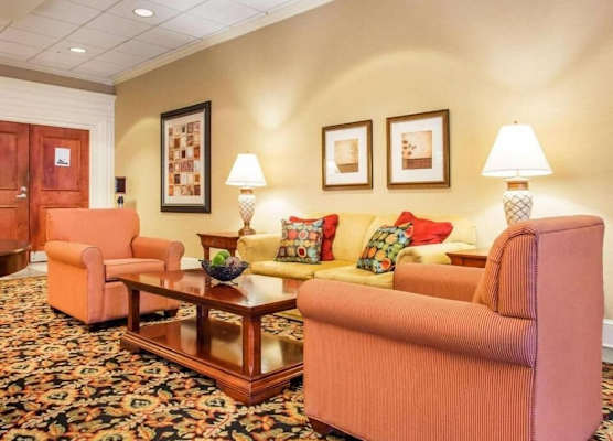 Budgetel Inn & Suites Atlanta 1