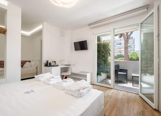 Helios Guest House 1