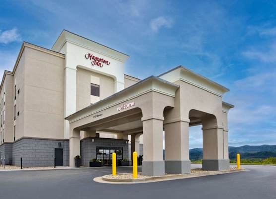 Hampton Inn Elkins 1