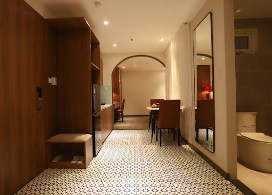 Lanura Apartments and Hotel 1