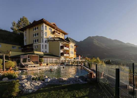 Hotel AlpenSchlössl 1