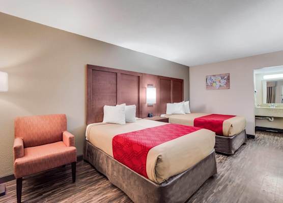 Econo Lodge Walterboro I-95 1