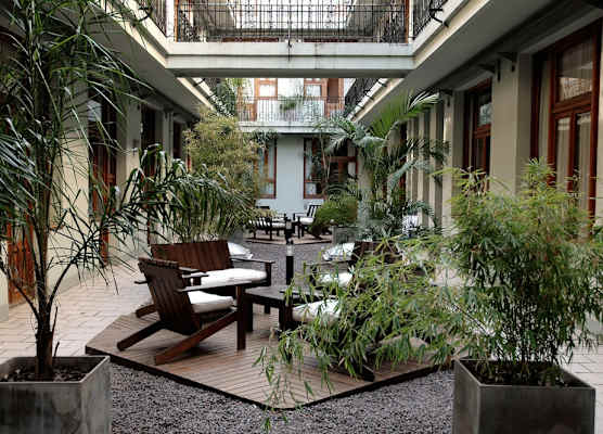 Up Tribeca 1