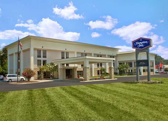 Hampton Inn Sevierville 1