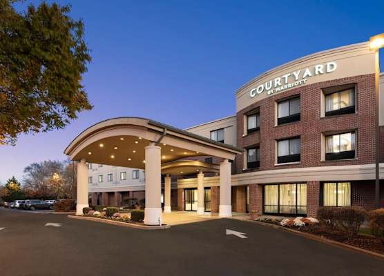 Courtyard Wall at Monmouth Shores Corporate Park 1