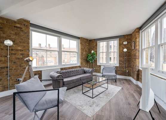 Spacious & bright oasis in Old Street 1