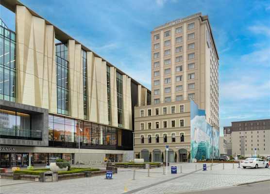 Novotel Christchurch Cathedral Square 1