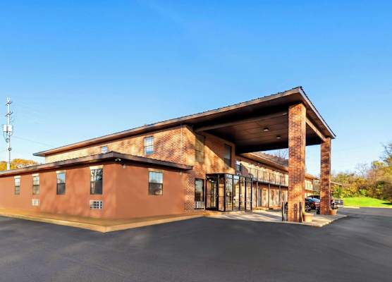Days Inn by Wyndham Brownsville 1